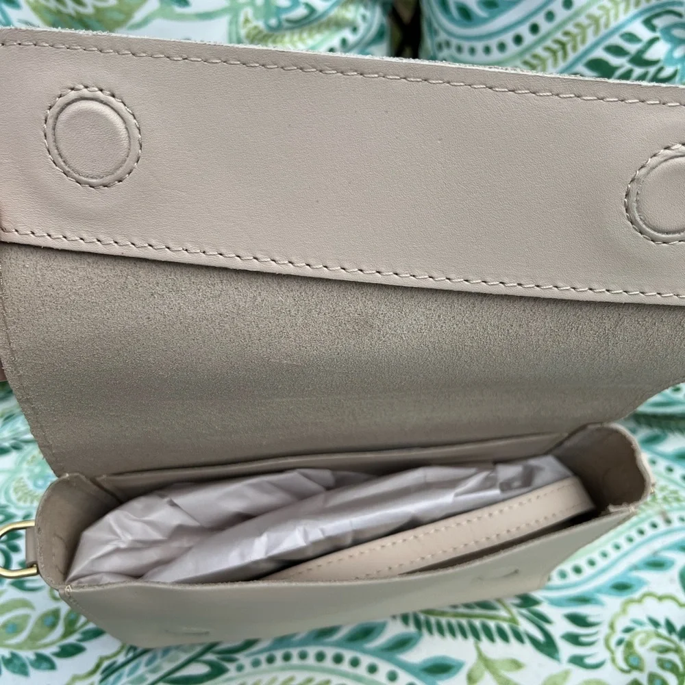 Portland Leather Goods New Medium Metro in Bone - Picture 3 of 5